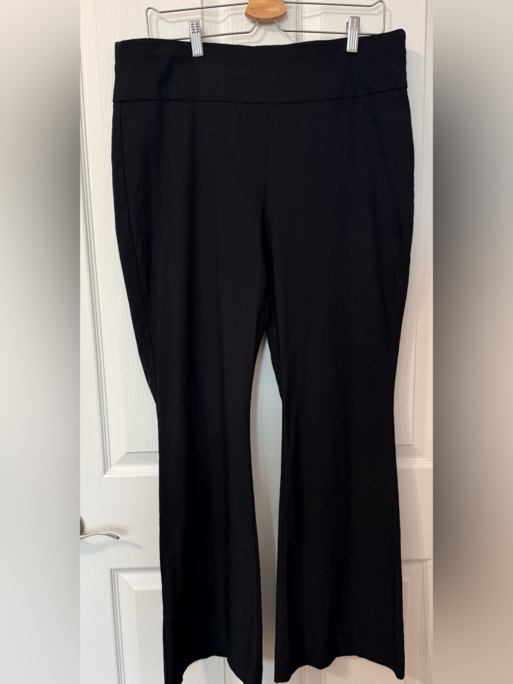 Chico's Black Wide-Leg Stretch Pull-On Pants